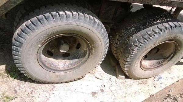 หางดั๊มพ์ เทนเลอร์ ของสามมิตรมอเตอร์