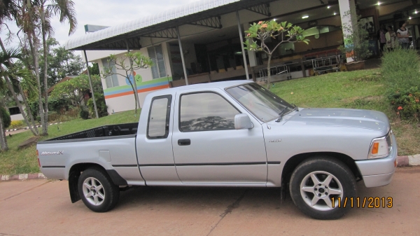 ขายรถกระบะไมตี้เอ็กปี1996/39 สีบร์อนเงินสวยๆไม่มีแม้รอยตำหนิสภาพเหมือนใหม่ออกจากศูนย์+เอกสารพร้อมโอน+ภาษีเต็มถึงมกราคา2558ต่อให้ข้ามปีเลยครับ+พวงมาลัยพาเวอร์โรงงาน+แอร์เย็นจัด+เครื่องเสียงชีดี+แม๊กไลเนอน์ใหม่+ล้อแม็กขอบ15 รถสภาพพร้อมใช้งานใช้งานน้อยไม่เคย ขายรถกระบะไมตี้เอ็กปี1996/39 สีบร์อนเงินสวยๆไม่มีแม้รอยตำหนิสภาพเหมือนใหม่ออกจากศูนย์+เอกสารพร้อมโอน+ภาษีเต็มถึงมกราคา2558ต่อให้ข้ามปีเลยครับ+พวงมาลัยพาเวอร์โรงงาน+แอร์เย็นจัด+เครื่องเสียงชีดี+แม๊กไลเนอน์ใหม่+ล้อแม็กขอบ15 รถสภาพพร้อมใช้งานใช้งานน้อยไม่เคย