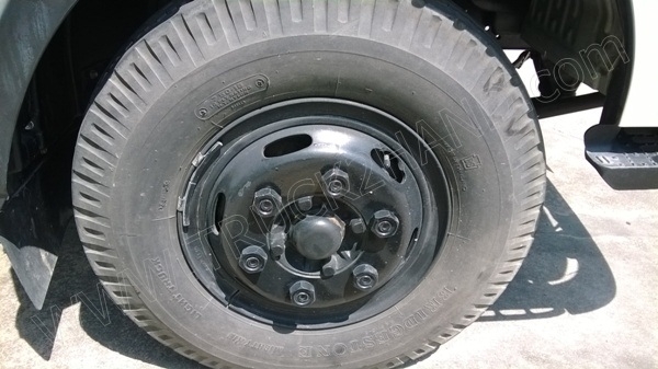 รถบรรทุก 6 ล้อตู้แห้ง ยี่ห้อ HINO DUTRO EURO3