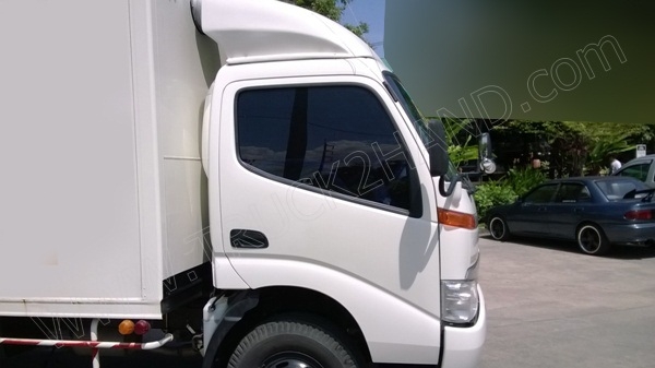 รถบรรทุก 6 ล้อตู้แห้ง ยี่ห้อ HINO DUTRO EURO3