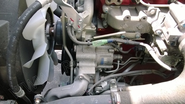 รถบรรทุก 6 ล้อตู้แห้ง ยี่ห้อ HINO DUTRO EURO3