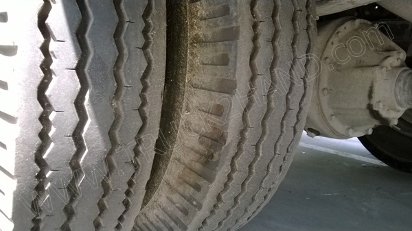 รถบรรทุก 6 ล้อตู้แห้ง ยี่ห้อ HINO DUTRO EURO3