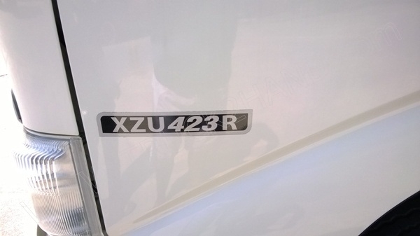 รถบรรทุก 6 ล้อตู้แห้ง ยี่ห้อ HINO DUTRO EURO3