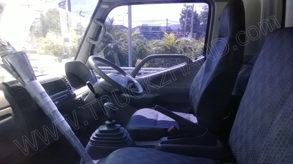 รถบรรทุก 6 ล้อตู้แห้ง ยี่ห้อ HINO DUTRO EURO3