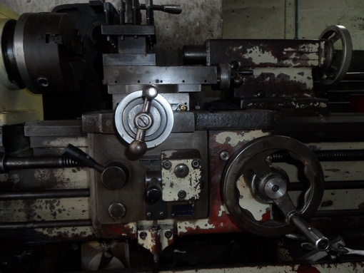 ขายครับขายเครื่องกลึง ขนาด 4.5 ฟุต 4 เพลา มีเบรค ยี่ห้อ yam