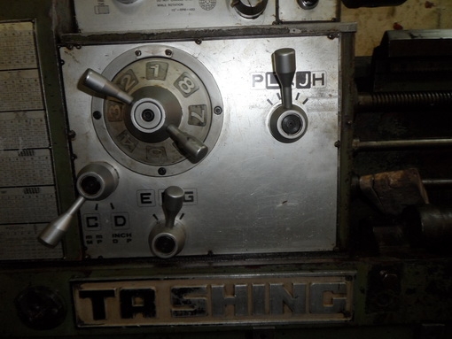 ขายครับขายเครื่องกลึง 6 ฟุต crown-1 เกลียวนิ้ว-มิล ไม่เปลี่ยนเฟือง 4 เพลา เบรค สภาพสวย พร้อมใช้ 185000 บาท ขายครับขายเครื่องกลึง 6 ฟุต crown-1 เกลียวนิ้ว-มิล ไม่เปลี่ยนเฟือง 4 เพลา เบรค สภาพสวย พร้อมใช้ 185000 บาท