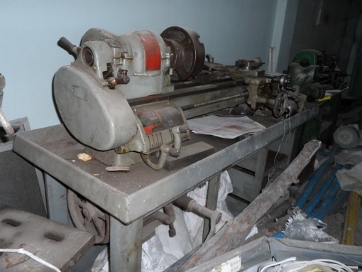 ขายครับขายเครื่องกลึง ยุคโบราณ แต่อุปกรณ์ทุกอย่างยังอยู่เกือบครบ ผลิตในประเทศอเมริกา ใช้งานได้ เก็บอนุรักษ์ดี รูผ่านคอ 1.5" ขายครับขายเครื่องกลึง ยุคโบราณ แต่อุปกรณ์ทุกอย่างยังอยู่เกือบครบ ผลิตในประเทศอเมริกา ใช้งานได้ เก็บอนุรักษ์ดี รูผ่านคอ 1.5"