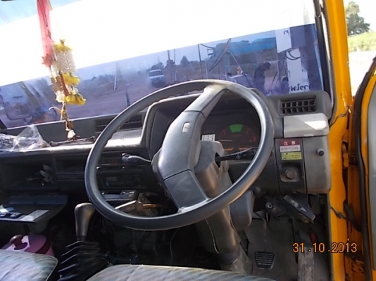 ขายรถ 6 ล้อ MITSUBISHI CANTER สภาพสวย