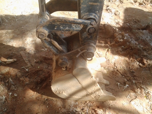 ขายครับ รถขุด KOMATSU PC20 รถพร้อมใช้ รถทำงานอยู่ครับ ขายครับ รถขุด KOMATSU PC20 รถพร้อมใช้ รถทำงานอยู่ครับ