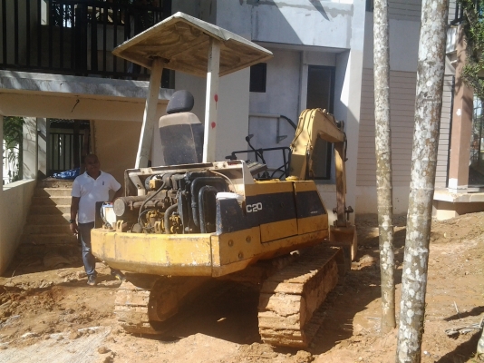 ขายครับ รถขุด KOMATSU PC20 รถพร้อมใช้ รถทำงานอยู่ครับ ขายครับ รถขุด KOMATSU PC20 รถพร้อมใช้ รถทำงานอยู่ครับ