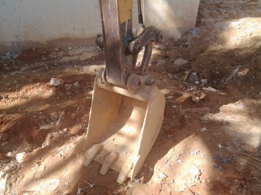 ขายครับ รถขุด KOMATSU PC20 รถพร้อมใช้ รถทำงานอยู่ครับ ขายครับ รถขุด KOMATSU PC20 รถพร้อมใช้ รถทำงานอยู่ครับ