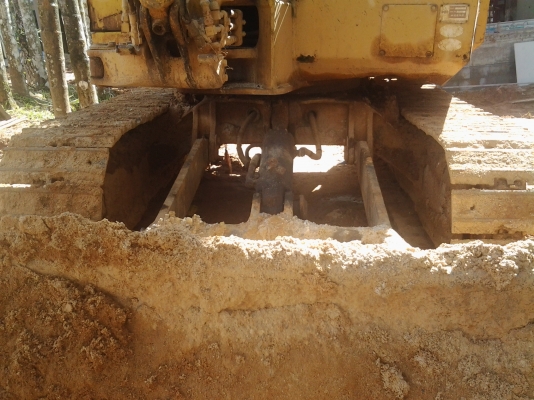 ขายครับ รถขุด KOMATSU PC20 รถพร้อมใช้ รถทำงานอยู่ครับ ขายครับ รถขุด KOMATSU PC20 รถพร้อมใช้ รถทำงานอยู่ครับ