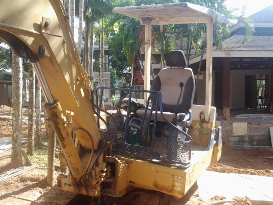 ขายครับ รถขุด KOMATSU PC20 รถพร้อมใช้ รถทำงานอยู่ครับ ขายครับ รถขุด KOMATSU PC20 รถพร้อมใช้ รถทำงานอยู่ครับ