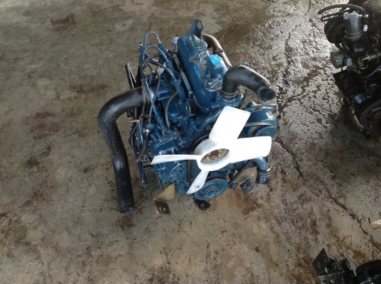 ขายเครื่องคูโบต้าเก่าญี่ปุ่น 3 สูบ รุ่น D1005 ขนาด 22 แรงม้า สภาพสวยมากๆ