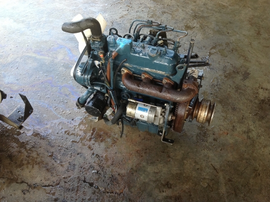 ขายเครื่องคูโบต้าเก่าญี่ปุ่น 3 สูบ รุ่น D1005 ขนาด 22 แรงม้า สภาพสวยมากๆ