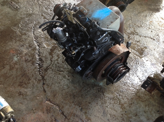 ขายเครื่องยันม่าร์เก่าญี่ปุ่น 3 สูบ รุ่น 3T75 สภาพสวยใช้ใส่แบ็คโฮได้ ขายเครื่องยันม่าร์เก่าญี่ปุ่น 3 สูบ รุ่น 3T75 สภาพสวยใช้ใส่แบ็คโฮได้