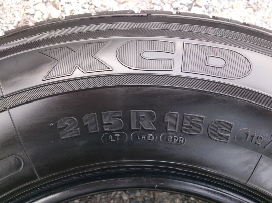 ขายยาง MICHELIN XCD 215R15 ยางสัปดาห์ที่20 ปี13 ดอกลึกสวยนื่มเท่ากัน 1 คู่
