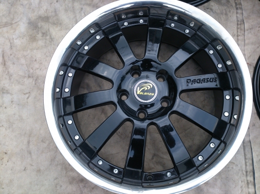 ขายแม็กใหม่ วาเรนซ่า ขอบ18 5รู114.3 จำนวน 1 ชุด