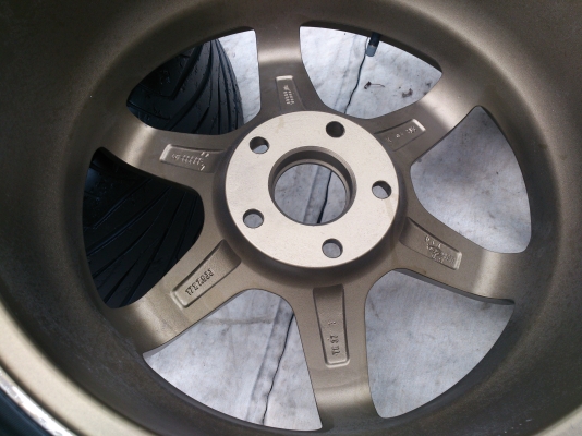 ขายแม็ก TE37 น้ำตาลไหม้  5รู114 พร้อมยาง MAXXIS 225/55R17 ยางปี12 จำนวน 1 ชุด