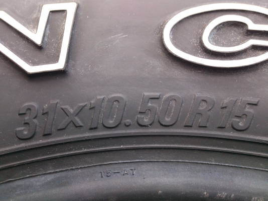 ขายยางใหม่เก่าเก็บ TOYO 31X10.50R15 MADE IN JAPAN จำนวน 2 ชุด  ชุดละ9500