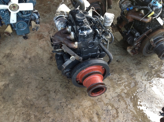 ขายเครื่องมิตซูบิชิเก่าญี่ปุ่น 3 สูบรุ่น K3F ขนาด26 แรงม้า สภาพสวยใช้ใส่แบ็คโฮและรถไถได้