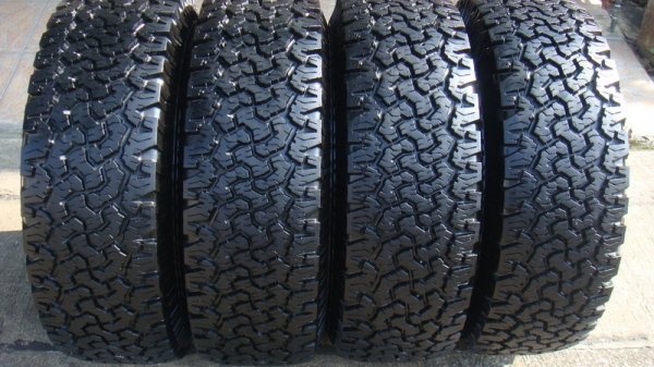 ขายยาง BF Goodrich Allterrain 265 70 r16  ปลายปี11 สวยมาก