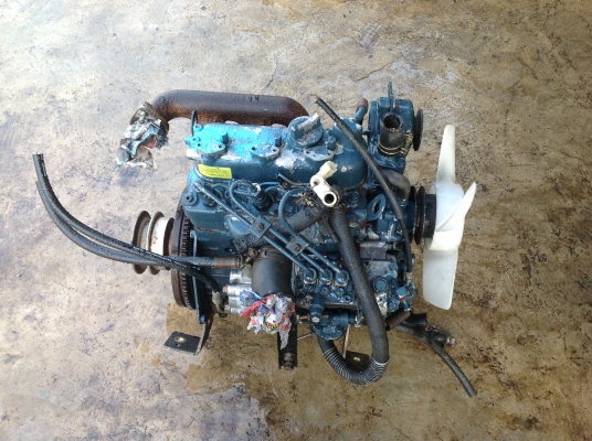 ขายเครื่องคูโบต้าเก่าญี่ปุ่น 3 สูบ รุ่น D600 ขนาด 16.5 แรงม้า สภาพสวย