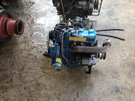 ขายเครื่องคูโบต้าเก่าญี่ปุ่น 3 สูบ รุ่น D600 ขนาด 16.5 แรงม้า สภาพสวย