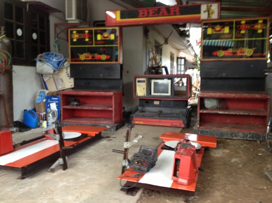 ขายเครื่องตั้งศูนย์ล้อยี่ห้อ BEAR