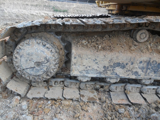 Komatsu PC200-3 รถทำงานอยู่ เต็มตามรุ่น เอกสาร Inv แอร์ดี ช่วงล่างเต็ม พร้อมลุยได้เลย