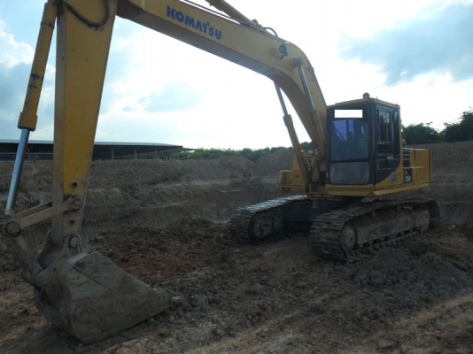 Komatsu PC200-3 รถทำงานอยู่ เต็มตามรุ่น เอกสาร Inv แอร์ดี ช่วงล่างเต็ม พร้อมลุยได้เลย