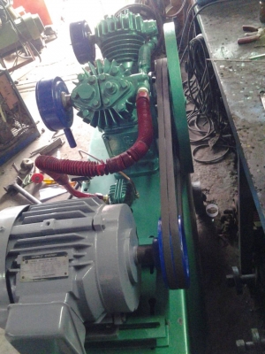 ปั๊มลม sanco 7.5 แรง ราคาถูก พร้อมรับประกัน 3เดือนสนใจติดต่อ 081-5266979