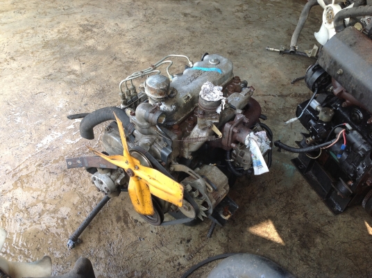 ขายเครื่องเก่าญี่ปุ่น 3 สูบ ยี่ห้อ Iseki รุ่น E3AD1 ขนาด 32 แรงม้า สภาพสวยใช้ใส่แบ็คโฮแบะรถไถได้