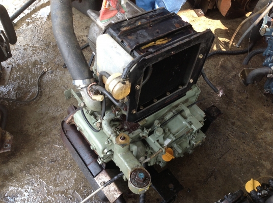 ขายเครื่องยันม่าร์เก่าญี่ปุ่น 2 สูบ รุ่น 2hs75 ขนาด 12.5 แรงม้า สภาพสวยมากๆ ขายเครื่องยันม่าร์เก่าญี่ปุ่น 2 สูบ รุ่น 2hs75 ขนาด 12.5 แรงม้า สภาพสวยมากๆ