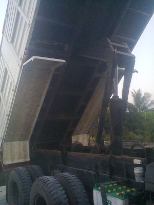 ขาย HINO FM18 เครื่องho7cกระบะดั้ม2เพลาเดิมพร้อมใช้งาน ขาย HINO FM18 เครื่องho7cกระบะดั้ม2เพลาเดิมพร้อมใช้งาน