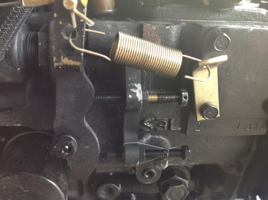 ขายเครื่องแบ็คโฮเก่าญี่ปุ่น 3 สูบ ยี่ห้อมิตซูบิชิ รุ่น S3L-2  ขนาด 30 แรงม้า สภาพสวยมากๆ