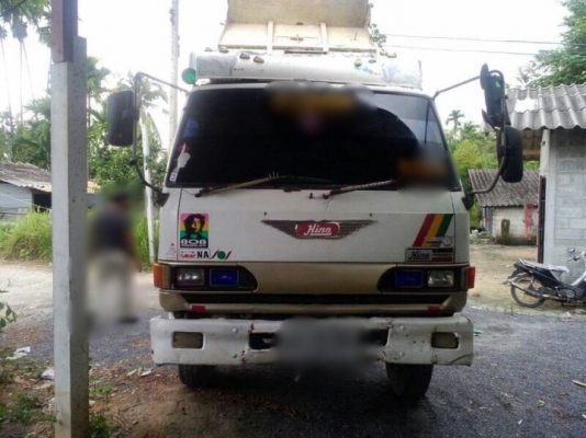 รถฮีโน่ 6 ล้อดั้ม FB112 117 แรงม้า. ปี 35 สนใจติดต่อ 081 - 6079515 รถฮีโน่ 6 ล้อดั้ม FB112 117 แรงม้า. ปี 35 สนใจติดต่อ 081 - 6079515