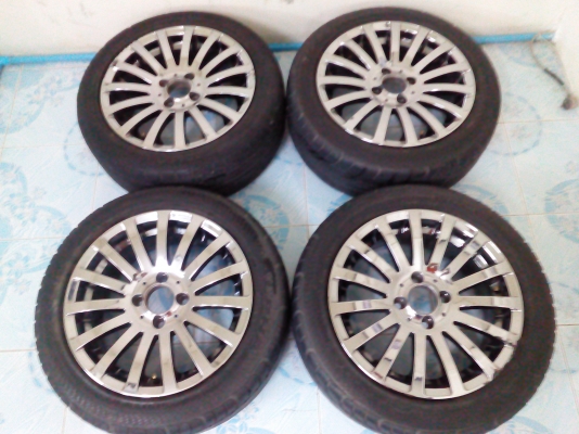 ขาย ล้อแม็กขอบ 15 พร้อมยางสภาพดี ราคา 7000