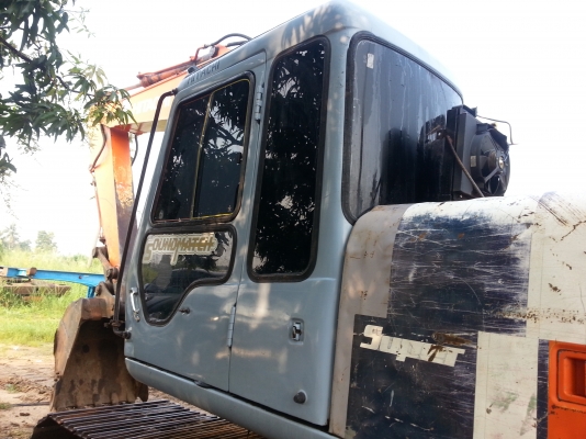 ขายอะใหล่ HITACHI EX200-3 สนใจติดต่อด่วนครับ