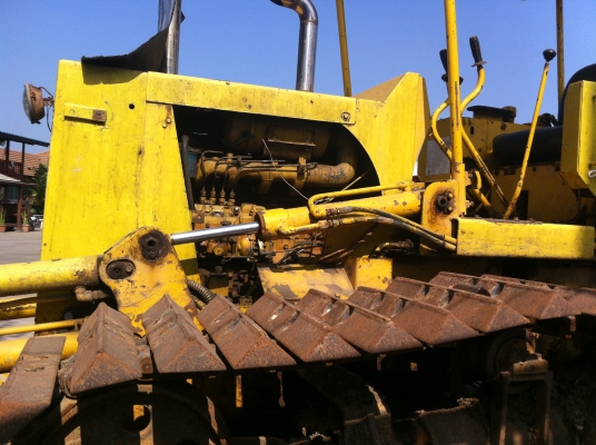 ขายรถแทคเตอร์สวยๆพร้อมใช้งาน