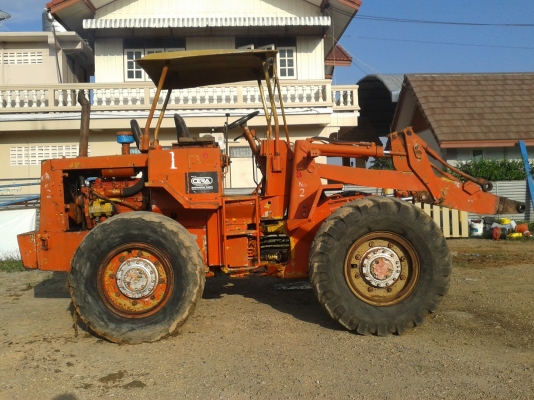 ขายรถตักล้อยาง cat910