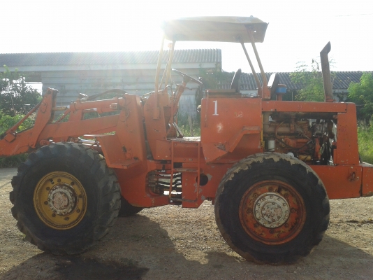 ขายรถตักล้อยาง cat910