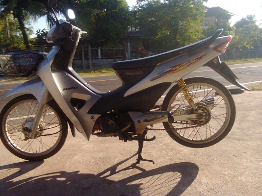 เวฟ 100 ยูบล๊อก ปี 49 15500 บาท เวฟ 100 ยูบล๊อก ปี 49 15500 บาท