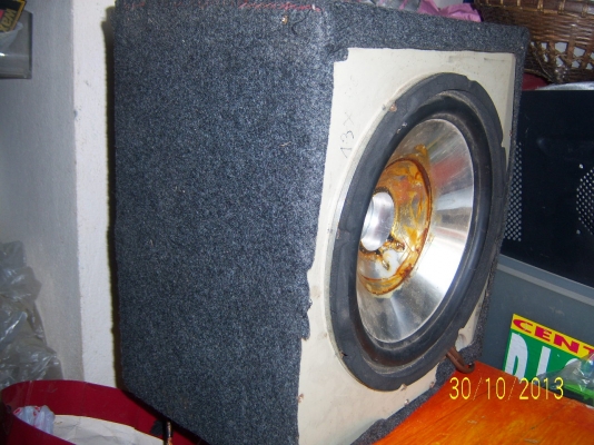ลำโพงซับ 10 นิ้ว ดังรูป