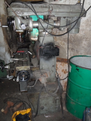 ขายครับขายเครื่องมิลลิ่ง m1 ฐานหล่อ