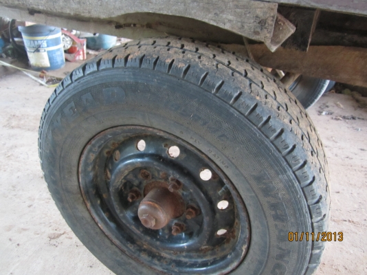 ขายรถไถนาเดินตาม  KOBOTA  ET 80  พร้อมเทรนเลอร์  เครื่องดี  สภาพพร้อมใช้