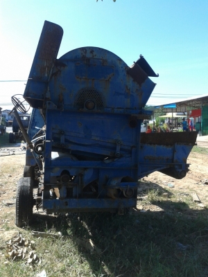 ขายรถสีข้าว เกษตรพัฒนา 5 ฟุต เครื่อง 4JB1 ฝาดำ ขายตามสภาพ