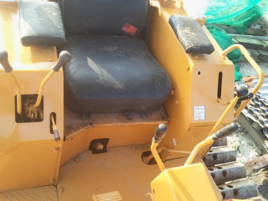 KOMATSU D20-6P KOMATSU D20-6P