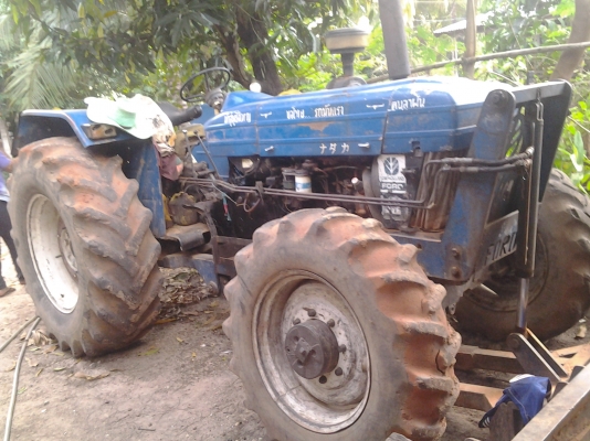 ขายแทรกเตอร์ฟอร์ด 6610 เสื้อลาย ด่วนๆจองแล้วจากพี่อุดรธานี