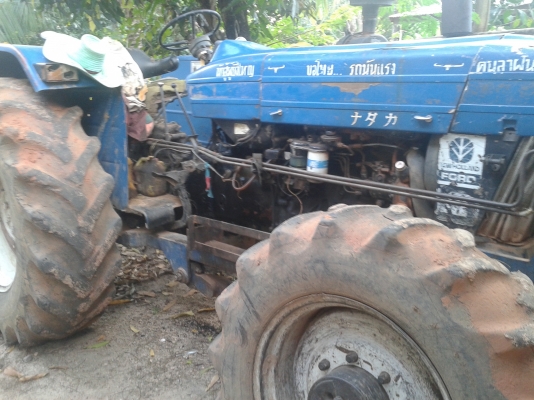 ขายแทรกเตอร์ฟอร์ด 6610 เสื้อลาย ด่วนๆจองแล้วจากพี่อุดรธานี